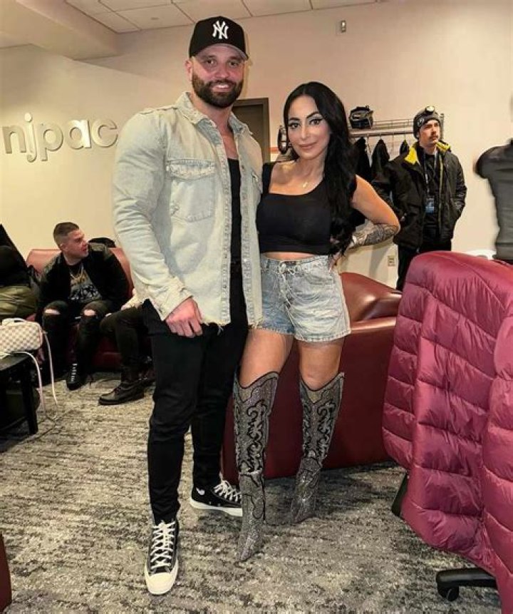 Angelina And Vinny 2.0: Unveiling Relationship Truths