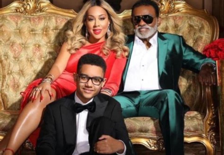 Unveiling The Financial Empire Of Ron Isley: Net Worth Secrets